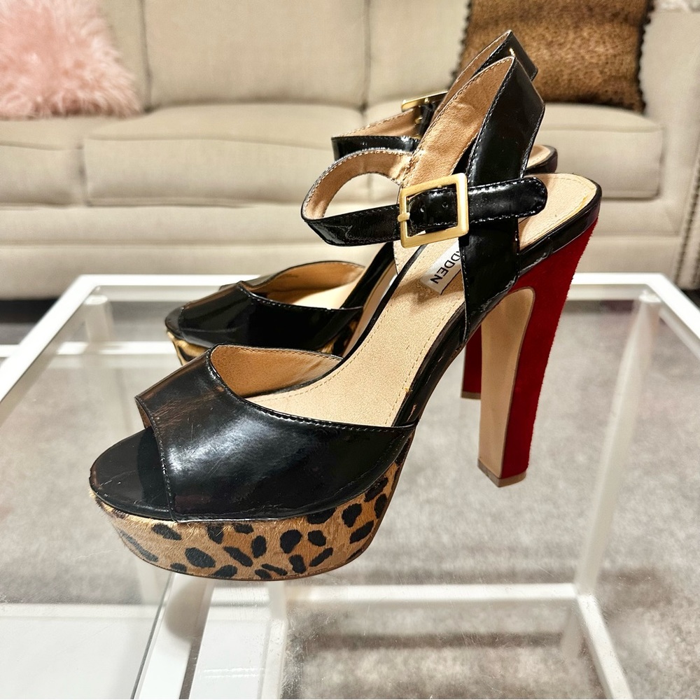 Steve Madden • Red and Black Cheetah Heels